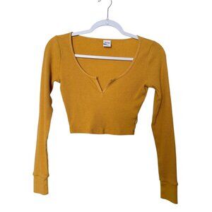 Aritzia TNA V Neck Thermal Long Sleeve Crop Shirt Women XS Mustard Yellow‎